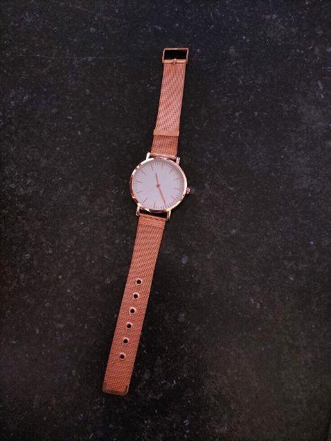 Mooie nieuw horloge deze week aangedaan hij loopt perfect, Sieraden, Tassen en Uiterlijk, Horloges | Dames, Nieuw, Polshorloge