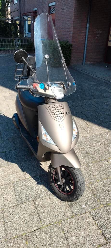 Mooie La Souris City S 2022, Fietsen en Brommers, Scooters | Piaggio, Zo goed als nieuw, Overige modellen, Benzine, Ophalen