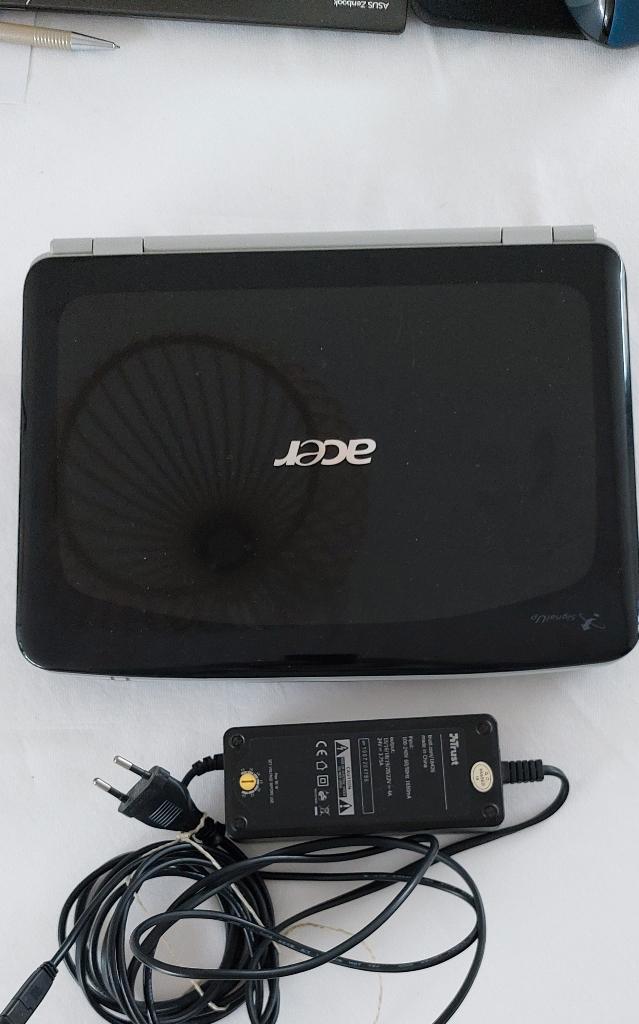 Acer Aspire laptop, Computers en Software, Windows Laptops, Gebruikt, 12 inch, HDD, Minder dan 2 Ghz, Minder dan 4 GB, Qwerty