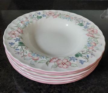 6 Myott Meakin Spring Fields Diepe Borden beschikbaar voor biedingen