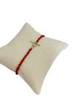 Antiek bloedkoraal armbandje met gouden kapittel , L 19,5 cm