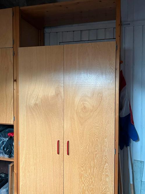 Kledingkast Lundia met Hangruimte en Planken, Huis en Inrichting, Kasten | Kledingkasten, Gebruikt, 200 cm of meer, 100 tot 150 cm