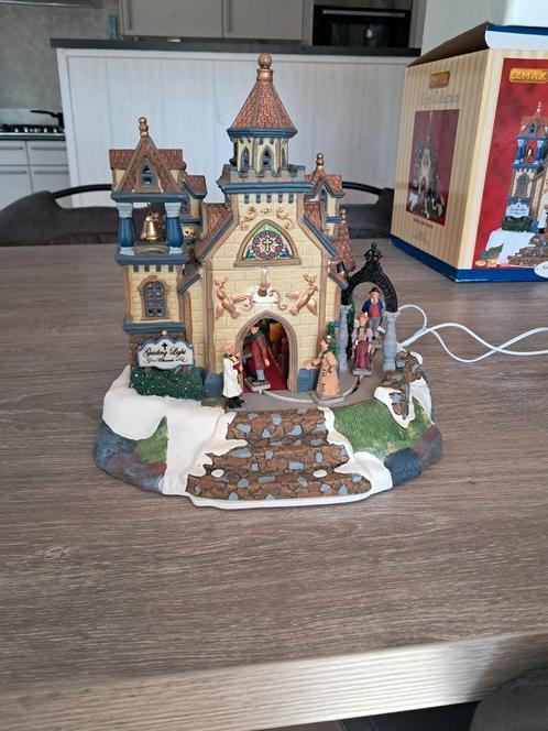 Lemax cathadraal lees beschrijving, Diversen, Kerst, Ophalen of Verzenden