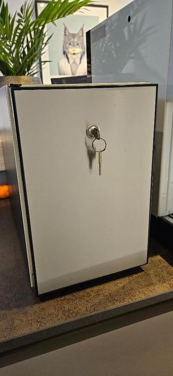 WMF melk cooler beschikbaar voor biedingen