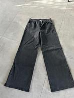 Jeans met studs, Zwart, Ophalen of Verzenden, Zo goed als nieuw, W30 - W32 (confectie 38/40)