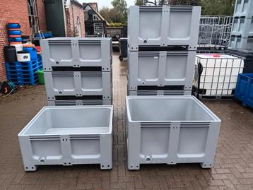 Grijze palletboxen nieuw. 76 of 60 cm hoog beschikbaar voor biedingen