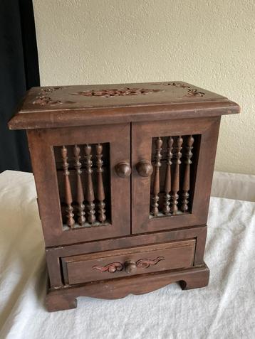 houten sieraden kastje kistje handgemaakt beschikbaar voor biedingen