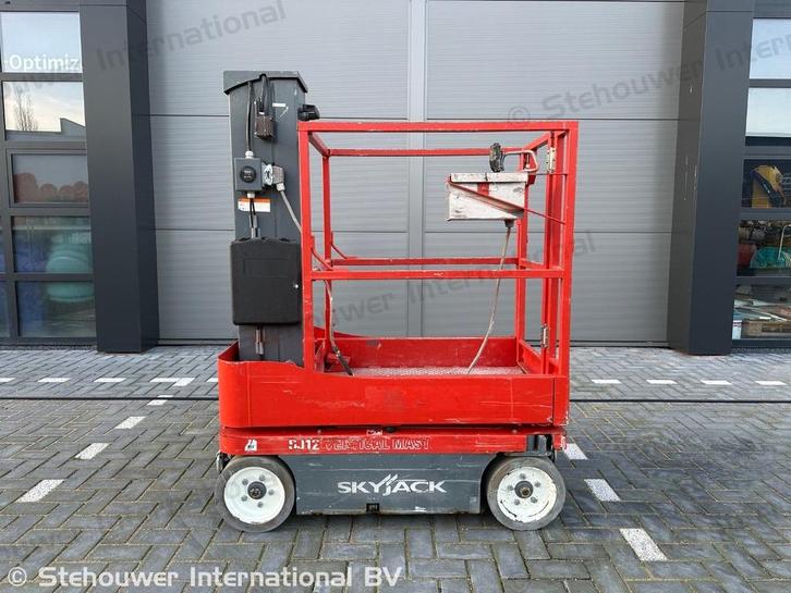 Skyjack SJ12 mast hoogwerker orderpicker masthoogwerker, Zakelijke goederen, Machines en Bouw | Liften, Steigers en Ladders