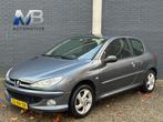 PEUGEOT 206/AIRCO/APK/DAB, Auto's, Voorwielaandrijving, 4 cilinders, Origineel Nederlands, Bedrijf