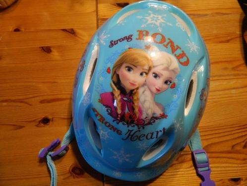 Fietshelm van Frozen,NIEUW,voor een meisje, Fietsen en Brommers, Fietsen | Kinderfietsjes, Nieuw, 16 tot 20 inch, Ophalen of Verzenden