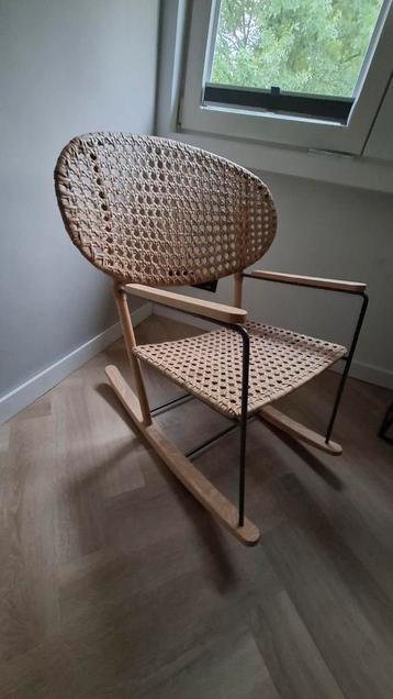 Schommelstoel beschikbaar voor biedingen