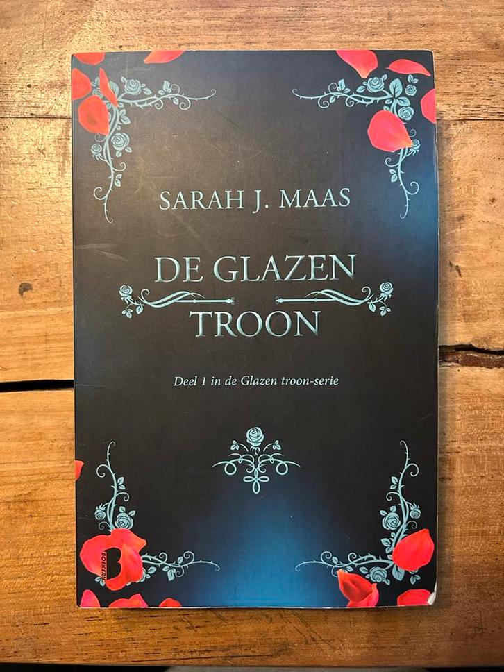 De Glazen Troon - Sarah J. Maas (deel 1), Boeken, Fantasy, Gelezen, Ophalen of Verzenden