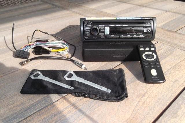 Autoradio-CD Speler Met Bluetooth, Auto diversen, Autoradio's, Gebruikt, Ophalen of Verzenden