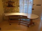 Organisch gevormde (werk) tafel van Meubelmakerij de Esdoorn, Ophalen, Met wielen, Gebruikt, Bureau
