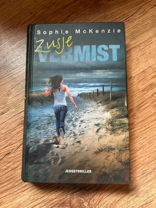 Sophie McKenzie - Zusje vermist, Boeken, Kinderboeken | Jeugd | 13 jaar en ouder, Zo goed als nieuw, Ophalen