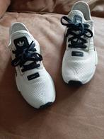 Adidas NMD, Adidas, Beige, Ophalen of Verzenden, Sneakers of Gympen