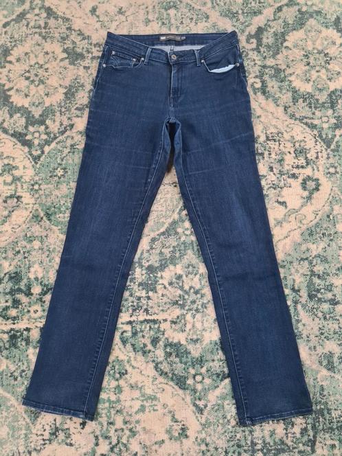 Levi's bold curve midrise straight fit W31 L34 WMN Tulsi3134, Kleding | Dames, Spijkerbroeken en Jeans, Zo goed als nieuw, W30 - W32 (confectie 38/40)
