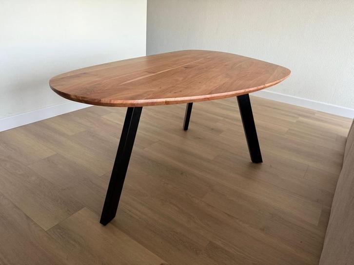 Eettafel Wehkamp Nous Living, Huis en Inrichting, Tafels | Eettafels, Zo goed als nieuw, 50 tot 100 cm, 150 tot 200 cm, Vijf personen of meer
