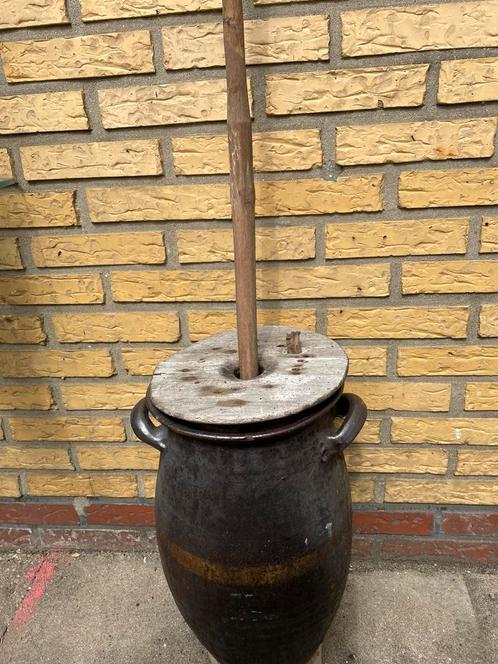 Antiek vat om boter te stoten, Antiek en Kunst, Antiek | Keramiek en Aardewerk, Ophalen of Verzenden