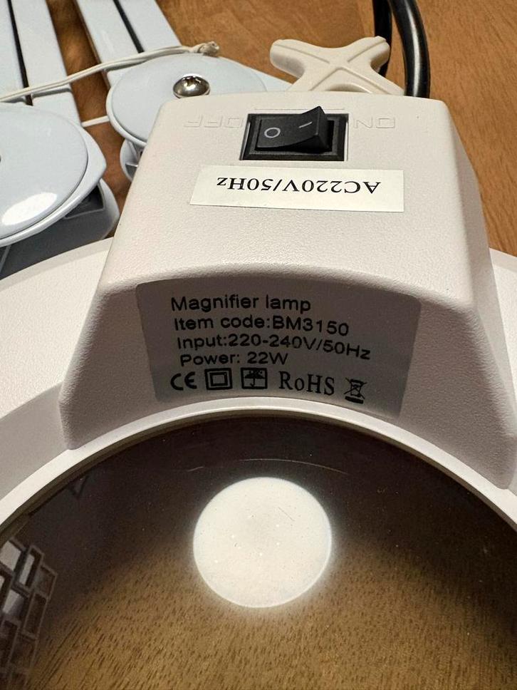 LED Loeplamp / Vergrootglas Lamp, Hobby en Vrije tijd, Vergrootglazen, Loepen en Loeplampen, Nieuw, Vergrootglas of Loep, Ophalen