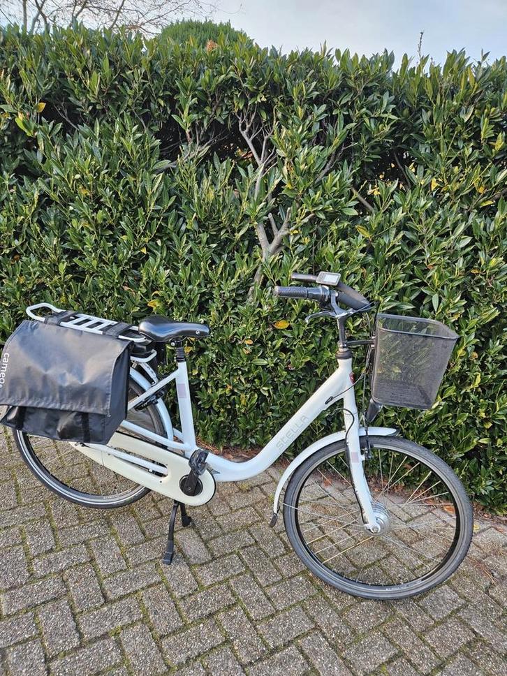 Elektrische Mama Fiets Stella Merk in Nette Staat, Fietsen en Brommers, Fietsen | Dames | Moederfietsen, Zo goed als nieuw, Overige merken