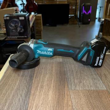Makita DGA504 Haakse slijper Type 2 Q125mm  Nette staat beschikbaar voor biedingen