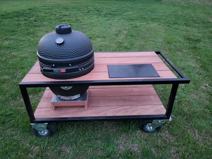 Degelijke onderhoudsvrije barbecue kar., Tuin en Terras, Buitenkeukens, Nieuw, Ophalen