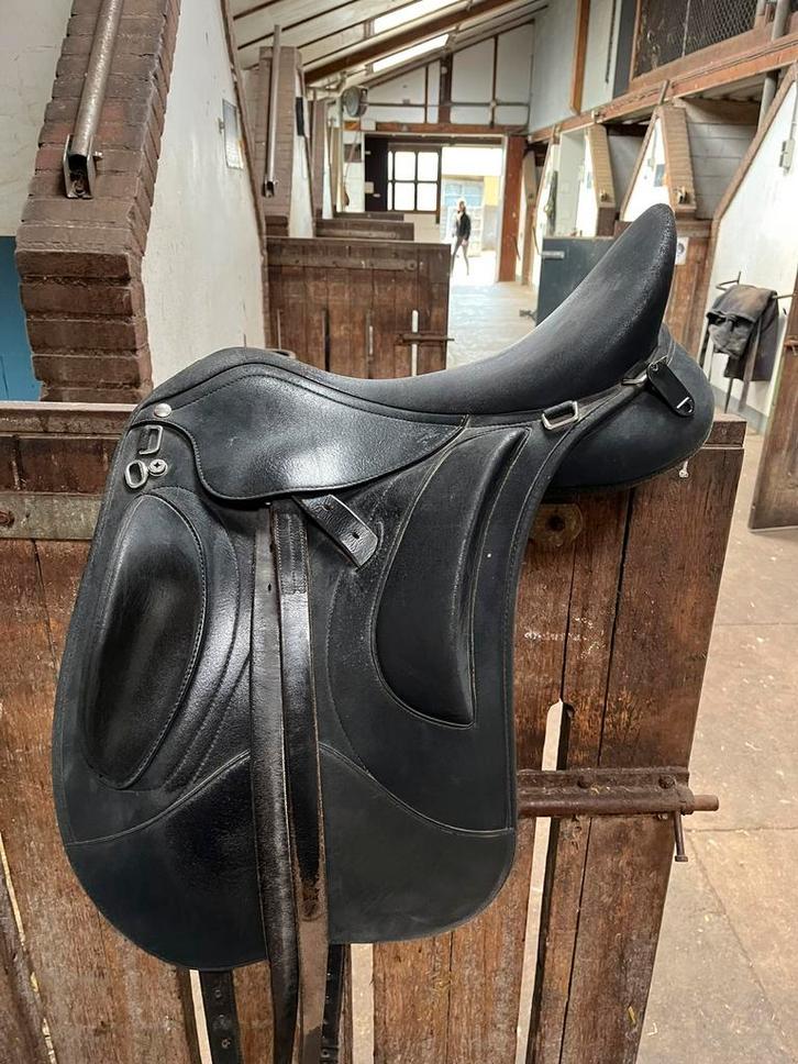 Wintec pro endurance 17,5 inch, Dieren en Toebehoren, Paarden en Pony's | Zadels, Gebruikt, Overige soorten, Ophalen