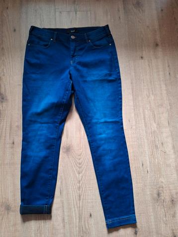 Zizzi jeans nieuw 44/178 donkere wassing beschikbaar voor biedingen