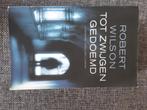 Boek Robert Wilson Tot zwijgen gedoemd, Gelezen, Europa overig, Ophalen of Verzenden, Robert Wilson