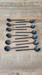 12 thee/ koffie lepeltjes zwart staal, Ophalen of Verzenden, Zo goed als nieuw, Rvs of Chroom, Los bestek