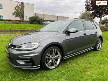 Volkswagen Golf 2017 * 1.4 TSI R-LINE * Top auto * LED * PAN beschikbaar voor biedingen