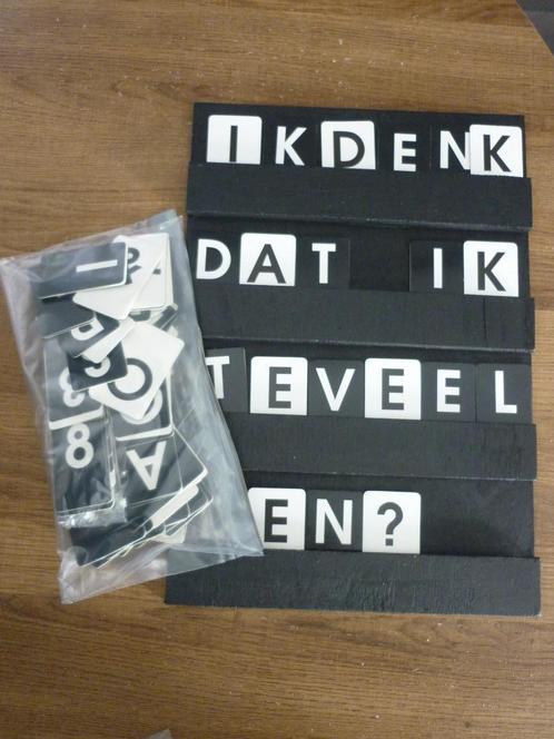 Leesplank hout  / Letter plank / letterbord zwart wit, Huis en Inrichting, Woonaccessoires | Tekstborden en Spreuken, Zo goed als nieuw