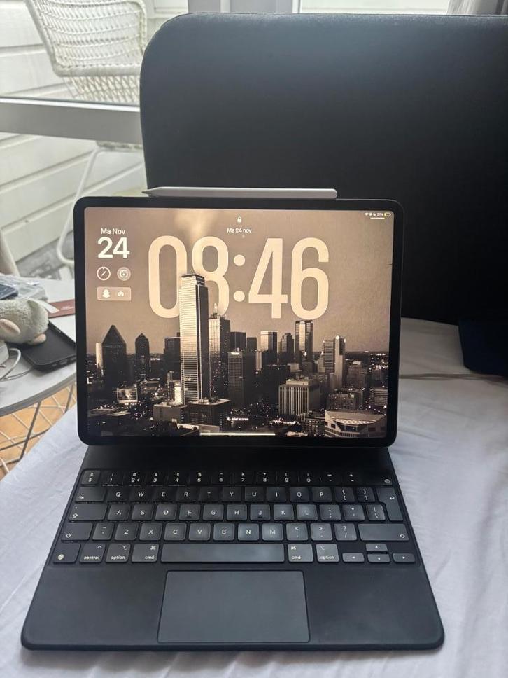 Ipad pro 12,9 inch met Apple hoes en Apple pencil, Computers en Software, Apple iPads, Zo goed als nieuw, Apple iPad, Wi-Fi, 12 inch