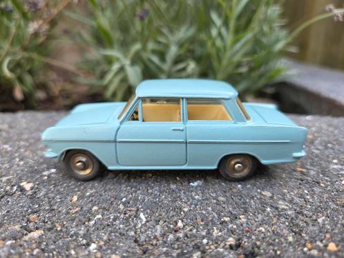 Dinky Toys Opel Kadett, Hobby en Vrije tijd, Modelauto's | 1:43, Zo goed als nieuw, Auto, Dinky Toys, Ophalen of Verzenden