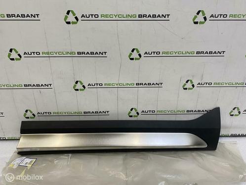 Sierlijst Portier Rechts Voor Volvo XC40 NIEUW ORIG 31650173, Auto-onderdelen, Carrosserie en Plaatwerk, Gebruikt, Ophalen of Verzenden