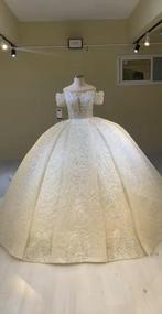 Bruidjurk nieuw en avondjurk, Kleding | Dames, Trouwkleding en Trouwaccessoires, Ophalen of Verzenden, Zo goed als nieuw, Wit