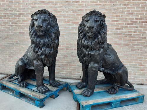 BRONZEN KOPPEL EXCLUSIEVE TOT VERBEELDING SPREKENDE LEUWEN, Tuin en Terras, Tuinbeelden, Nieuw, Dierenbeeld, Overige materialen