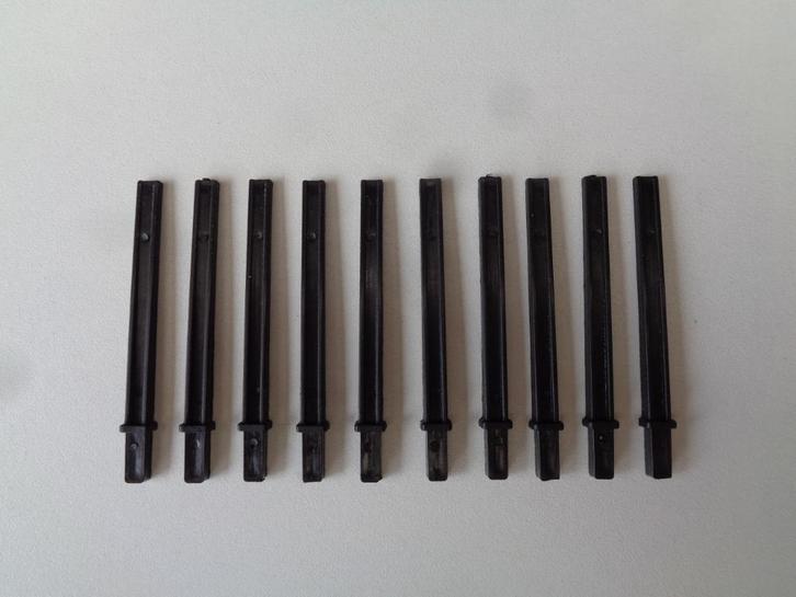 Nieuwe rongen voor LGB rongenwagens in zwart en geel, Hobby en Vrije tijd, Modeltreinen | Overige schalen, Nieuw, Wagon, Gelijkstroom