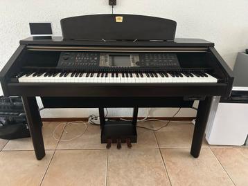 Yamaha Clavinova CVP-207 Digitale Piano + Krukje beschikbaar voor biedingen