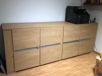 langwerpige puntgave kast