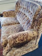 Vintage velvet floral sofa, Gebruikt, Ophalen