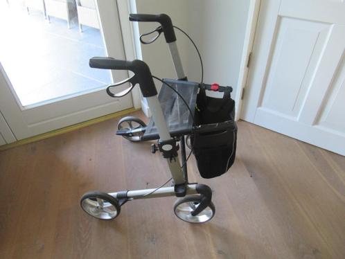 Rollator server lichtgewicht maat M  5 K.G. SRCHM550, Diversen, Rollators, Zo goed als nieuw, Lichtgewicht, Opvouwbaar, Ophalen of Verzenden