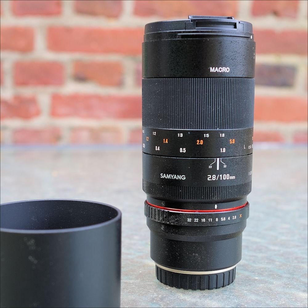 Samyang 100 mm f./2.8 macro voor Fujifilm. € 265., Ophalen of Verzenden, Zo goed als nieuw, Macrolens