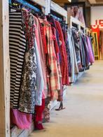 Gezocht: mannenkleding /creatieve materialen voor stichting, Kleding | Heren, Ophalen