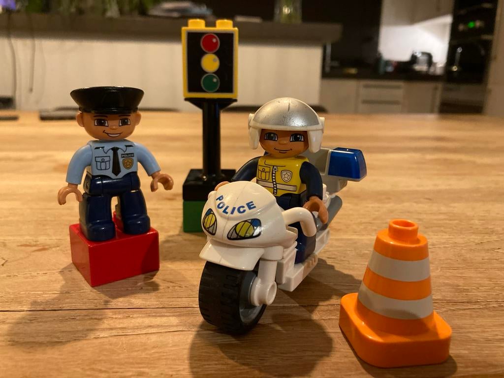 Duplo Politie Motor met extra Figuurtje- Set 5679, Ophalen, Zo goed als nieuw, Complete set, Duplo