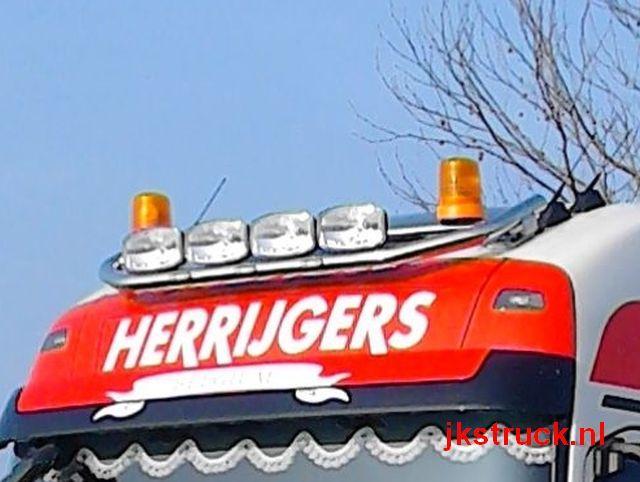 Dakbeugel / Lampenbeugel  Volvo FH4  Globetroter / XL, Auto-onderdelen, Vrachtwagen-onderdelen, Volvo, Verlichting, Verzenden