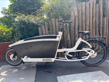 Urban Arrow bakfiets beschikbaar voor biedingen