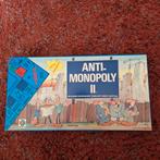 Anti-Monopoly II Bordspel - Selecta - NIEUW, Hobby en Vrije tijd, Gezelschapsspellen | Bordspellen, Drie of vier spelers, Ophalen