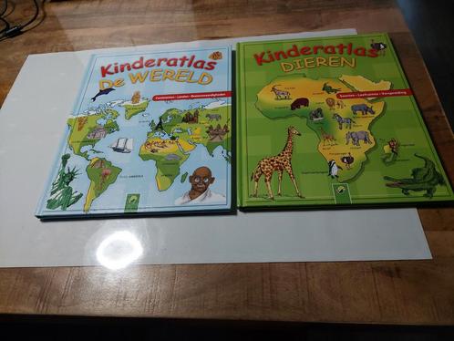 Kinderatlassen: De Wereld & Dieren - 2 stuks, Boeken, Atlassen en Landkaarten, Gelezen, Overige atlassen, Wereld, 2000 tot heden